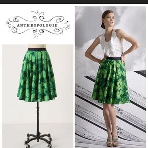 ANTHROPOLOGIE Green Rose Midi Skirt, 6 Small